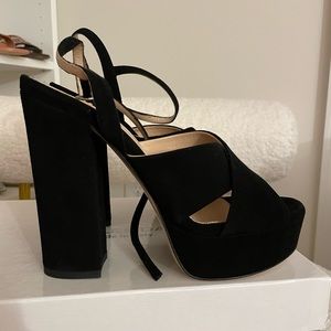 Charles David Sandal